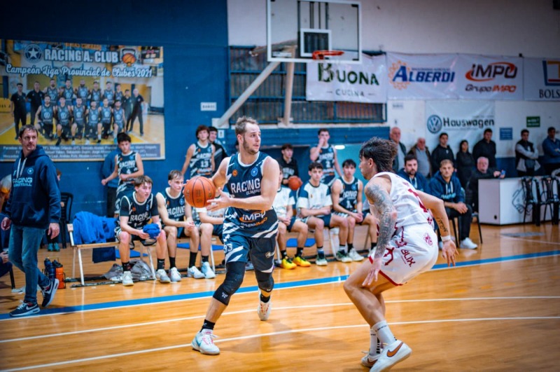 Racing cerr� la fase regular con un triunfo